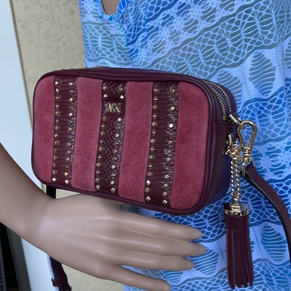 Michael Kors Small Camera Bag Ox Blood North/South - Picture 12 of 16